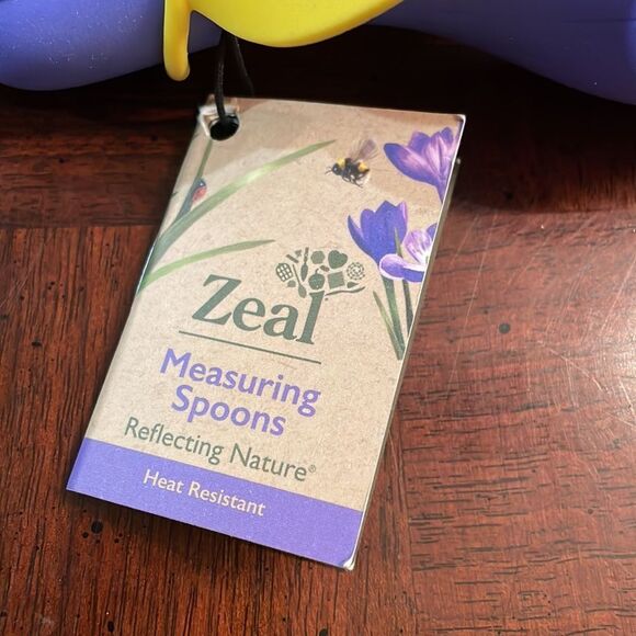 Zeal Tulip Crocus Silicone Measuring Spoon Set - Picture 4 of 8